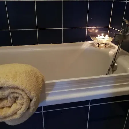 Pensión Welcome To Discover The Magic Amazing Tenerife !! Private Bath Breakast Wf :) Candelaria