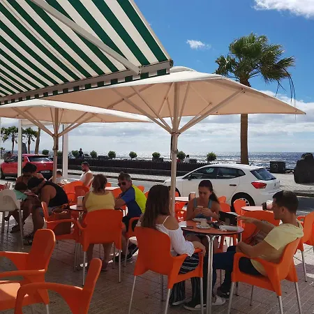 Welcome To Discover The Magic Amazing Tenerife !! Private Bath Breakast Wf :) Pensión *